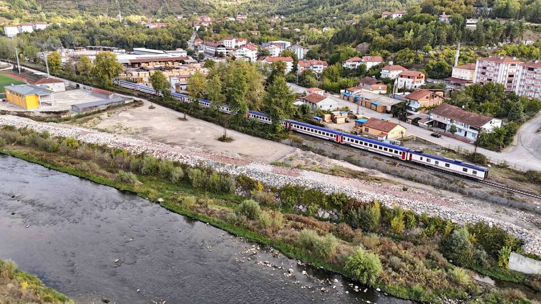 Karadeniz'de doğa şöleni! Turistik Karaelmas Ekspresi yolcularını büyüledi 20